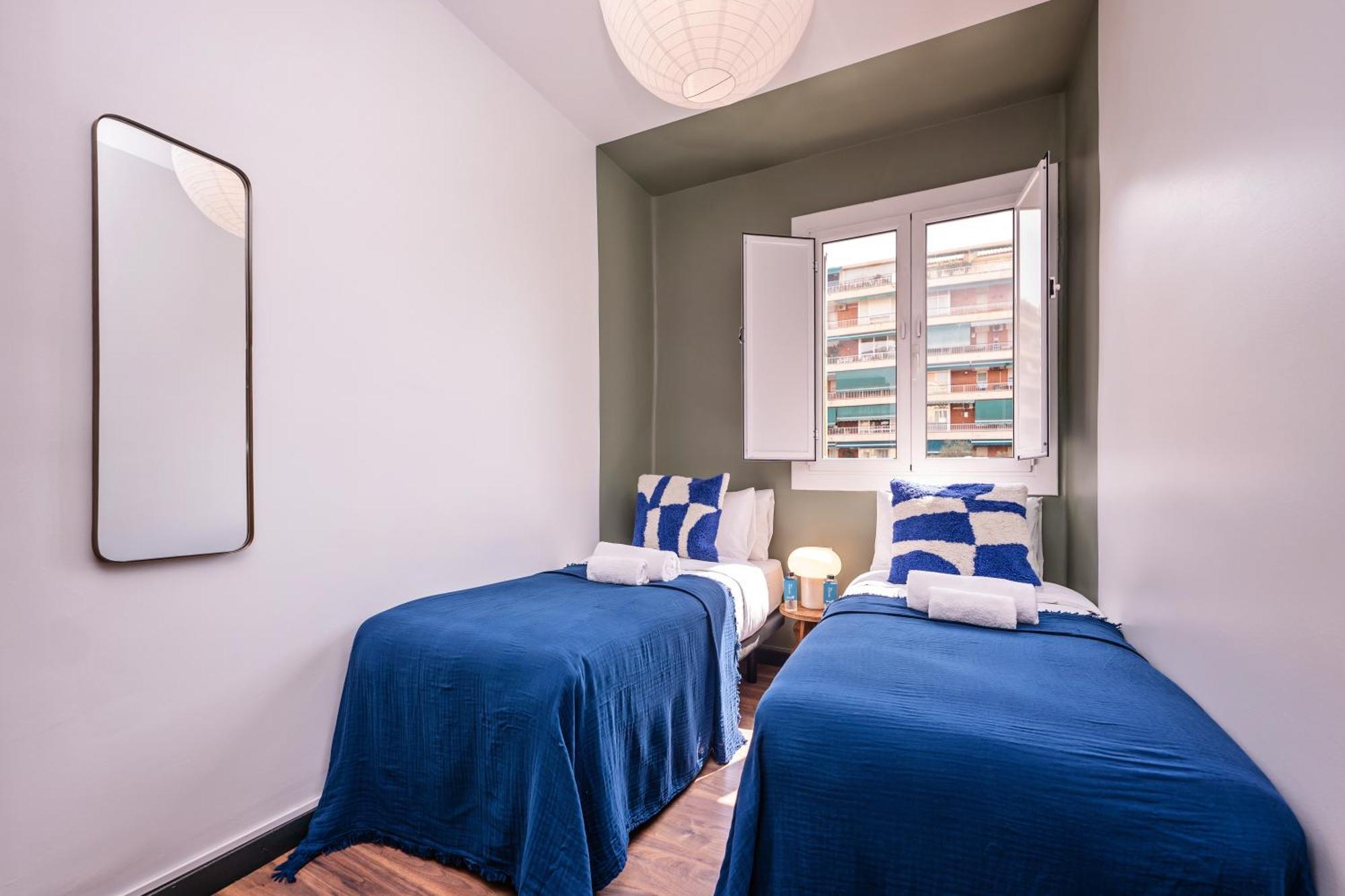 Sweett - Aragon Park Miro Apartment Barcelona Room photo