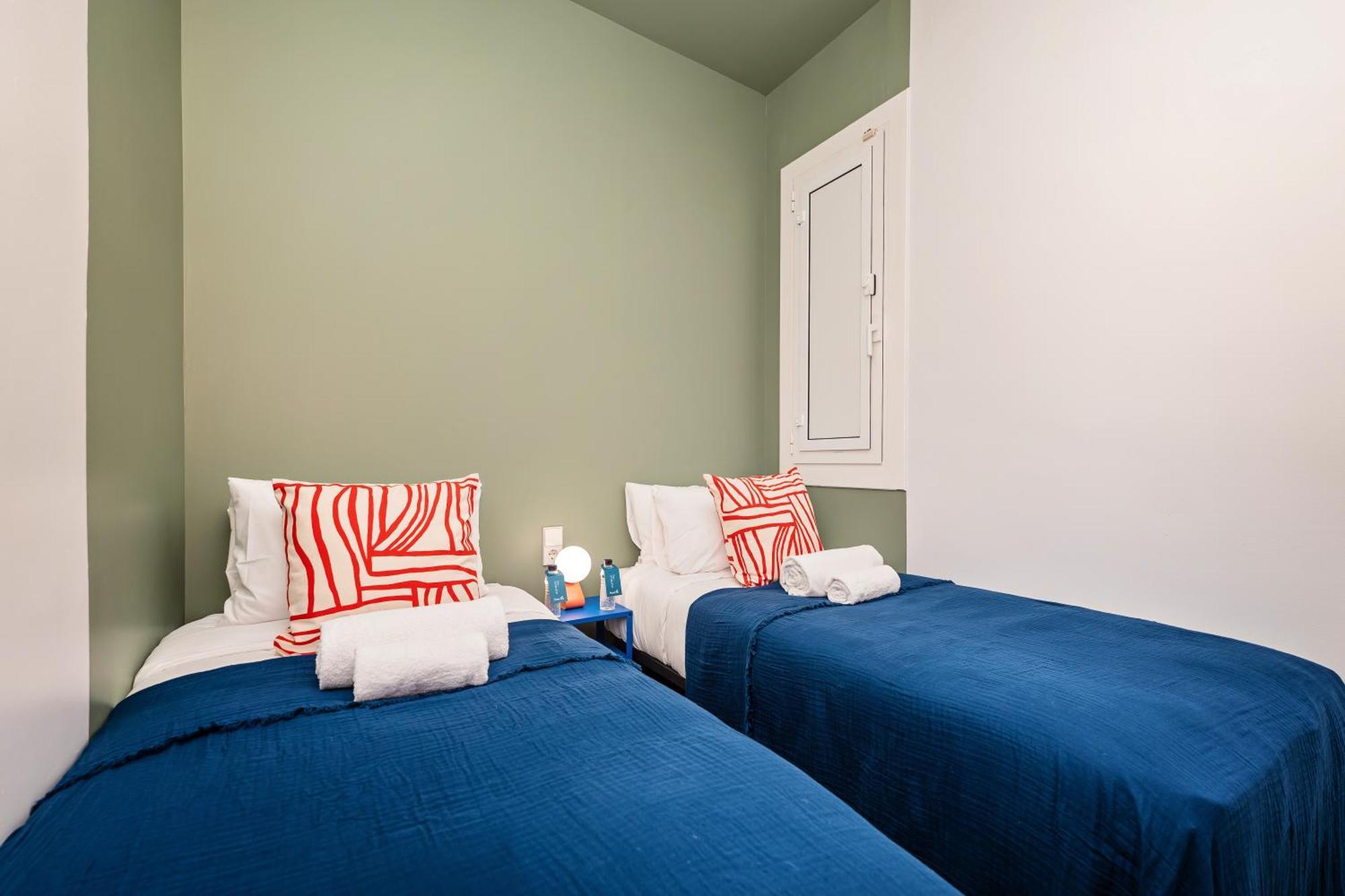 Sweett - Aragon Park Miro Apartment Barcelona Room photo