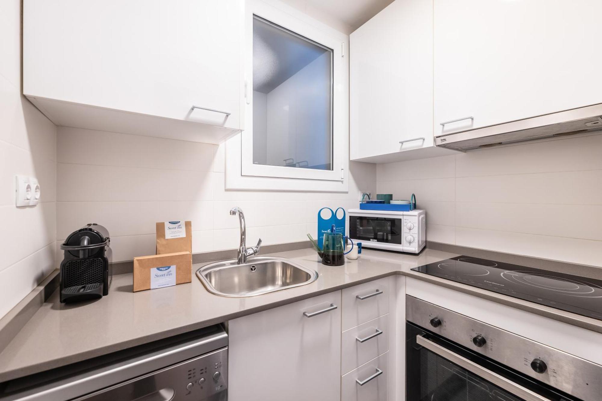 Sweett - Aragon Park Miro Apartment Barcelona Room photo