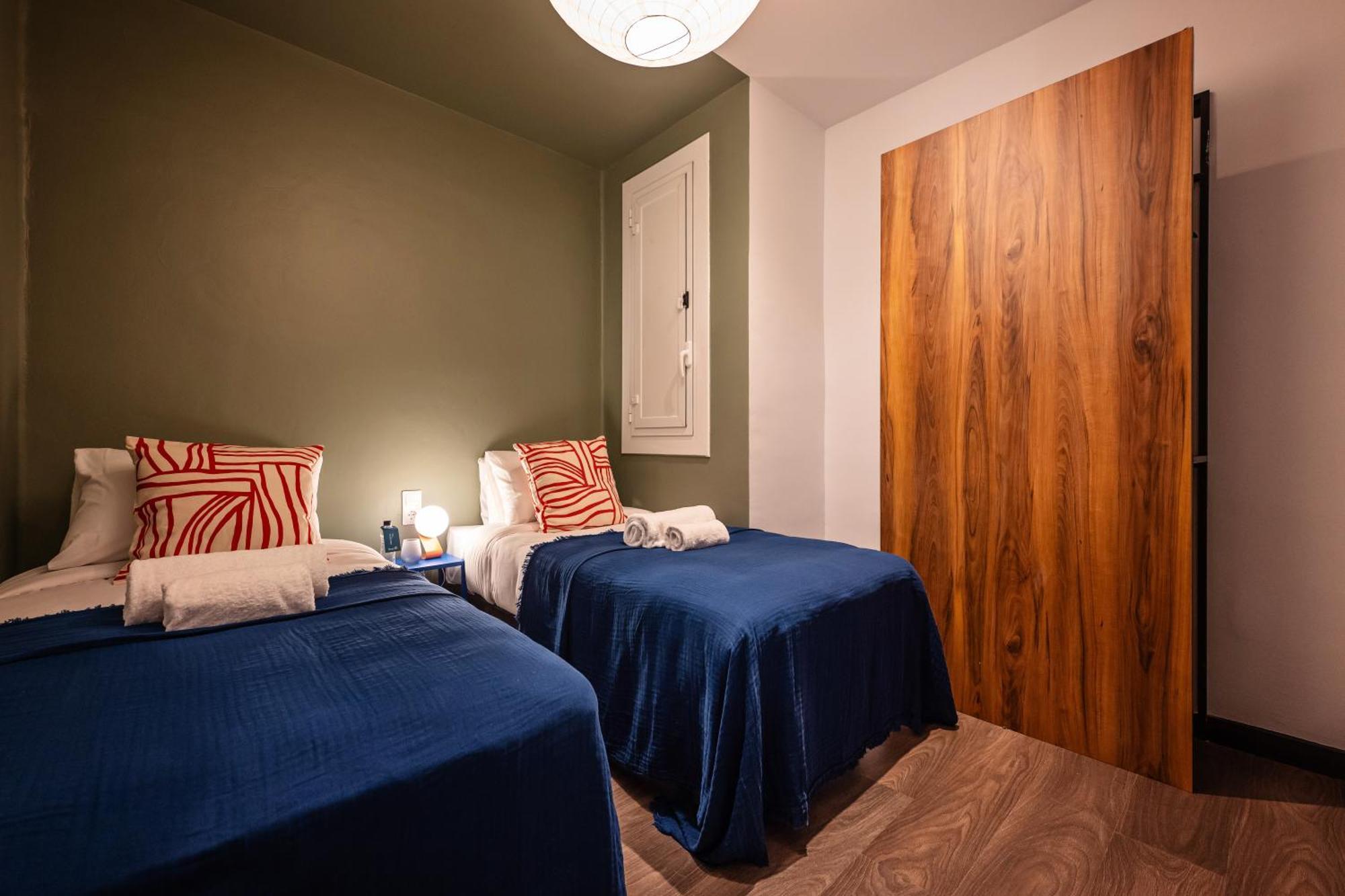 Sweett - Aragon Park Miro Apartment Barcelona Room photo